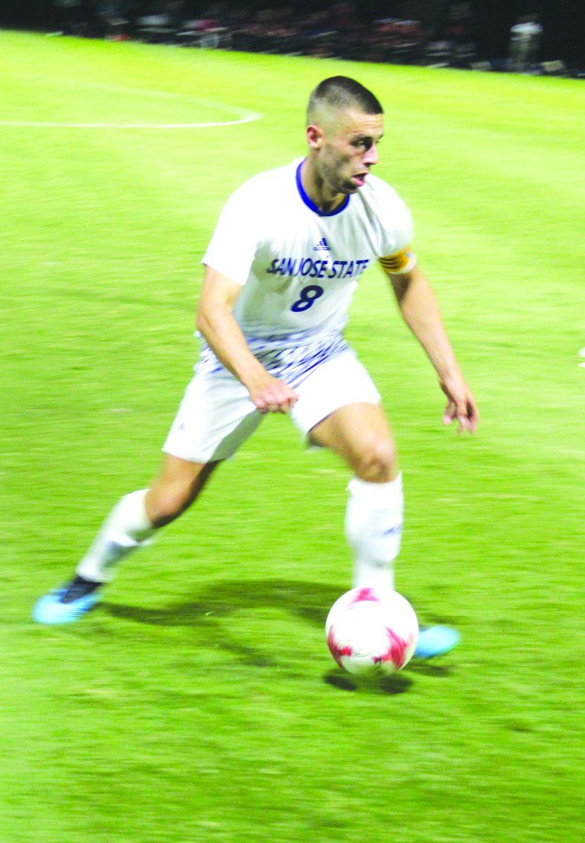 Head coach Simon Tobin said that junior midfielder Max Allen (pictured) is the  &#8220;fulcrum&#8221; of the Spartans midfield and that most things would go through him.
