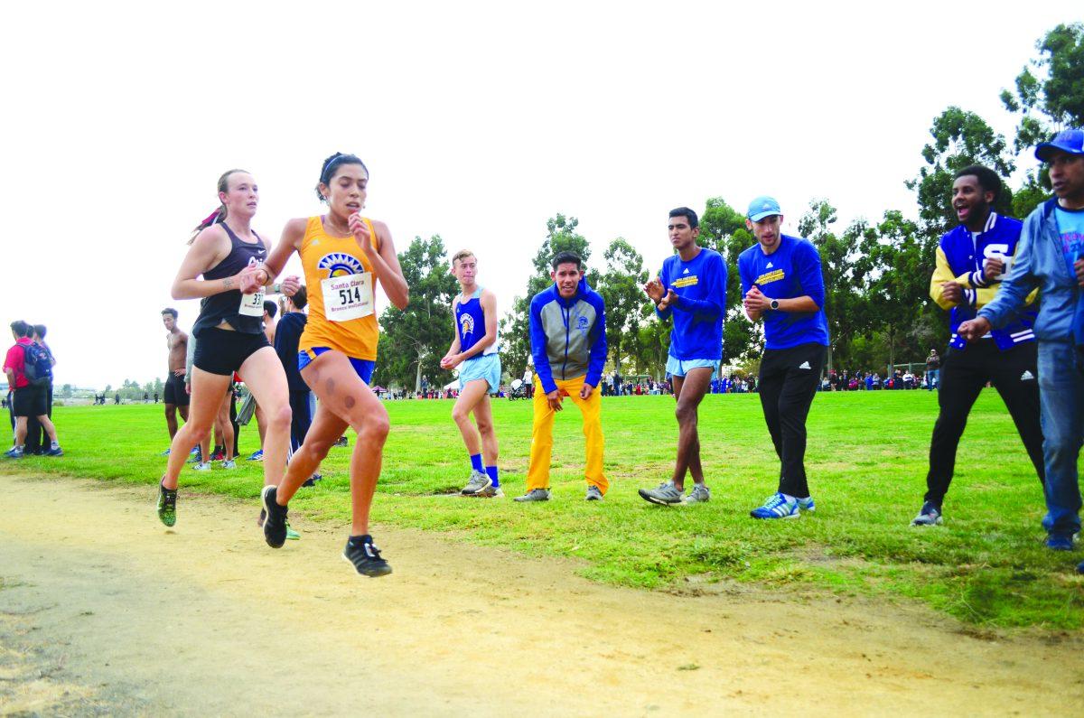 San Jose State senior Jennifer Sandoval starts her run to first place at the Santa Clara Invitational on Saturday. / Mauricio La Plante