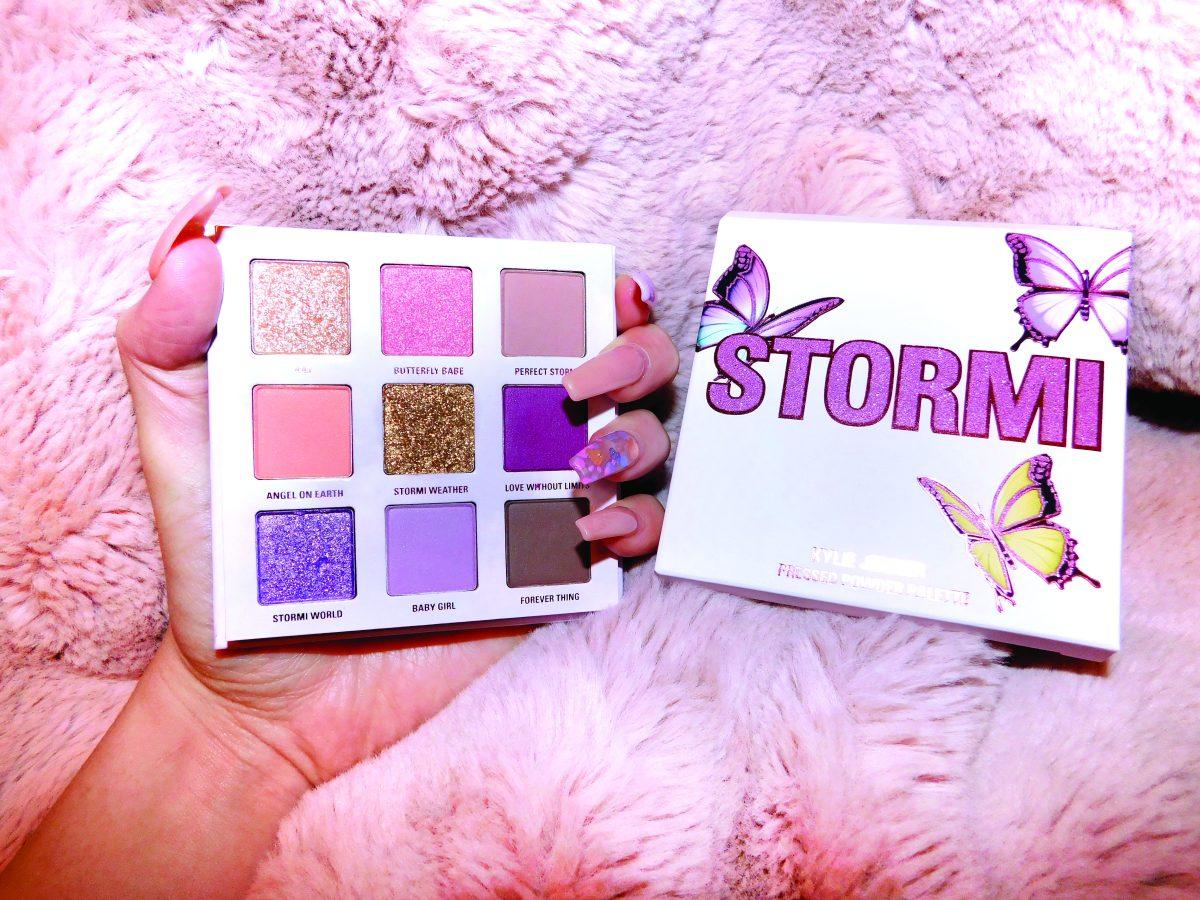Kylie Jenner&#8217;s &#8220;Stormi&#8221; mini palette offers nine gorgeous shades to create natural and colorful eye looks. 