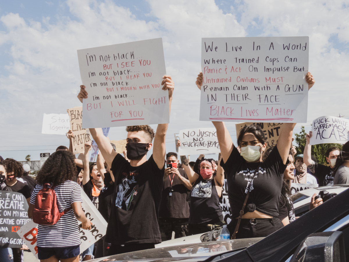 Protesters occupy Highway 101 during Friday&#8217;s protests in solidarity with the death of George Floyd and police brutality. Christian Trujano/Spartan Daily