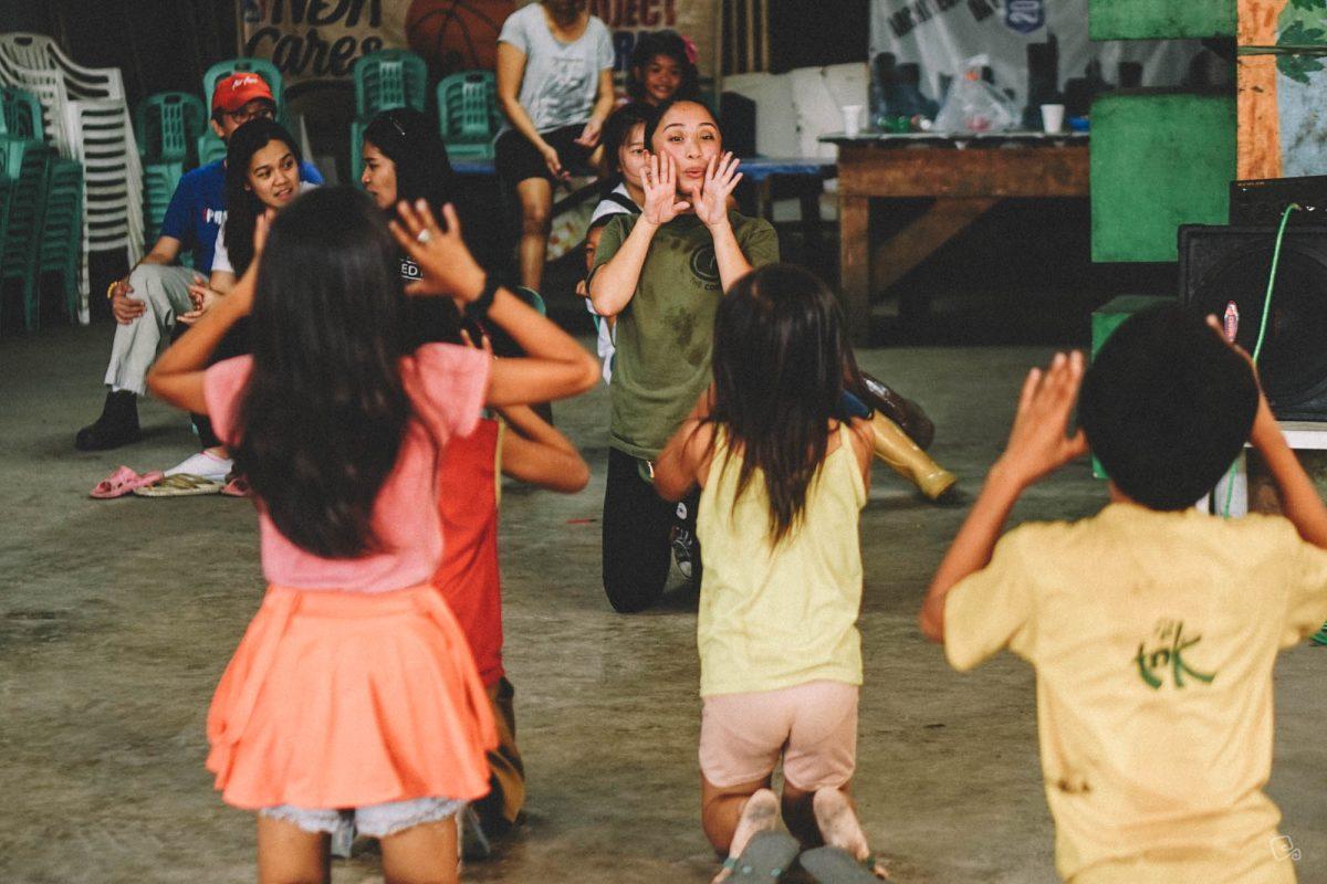 In 2017, Empire in the Air collaborated with Daly City dance group, The Company, to teach choreography to children in the Project Pearls program,  a nonprofit organization focused on providing aid for children living in extreme poverty in Manila. Photo co