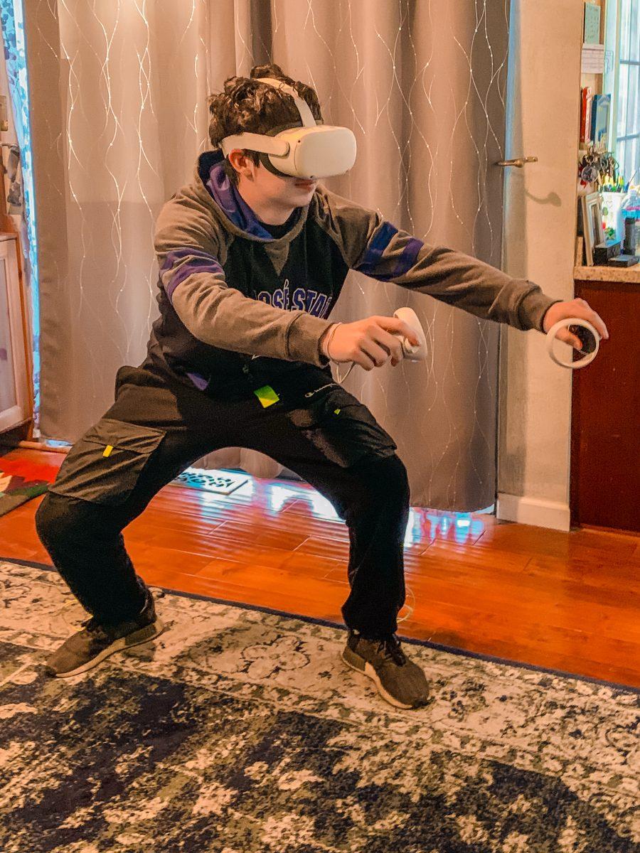 Business finance freshman Dunncha Howard prepares to play the virtual reality game Echo Arena at his home. Photo courtesy of Dunncha Howard.