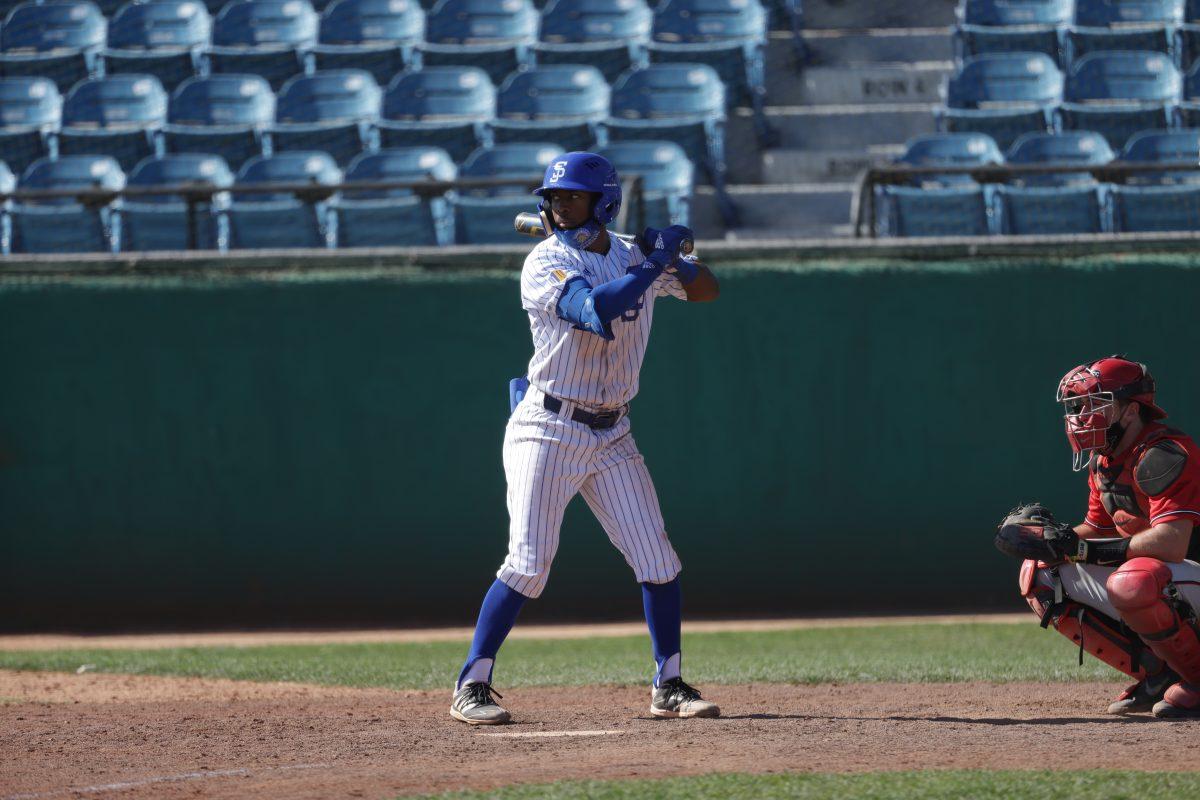 The San Jose State Spartans lost both games of their doubleheader against Fresno State Sunday, running their losing streak to three games.