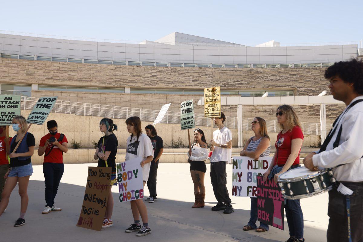 Protesters gather at San Jose City Hall Sunday morning to advocate for reproductive rights.  Nick Zamora | Spartan Daily