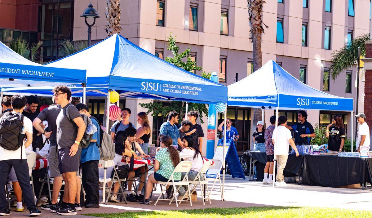 San Jos&#233; students circulate through different tables to make friends with similar interests in a fast-paced way at tables on Wednesday.