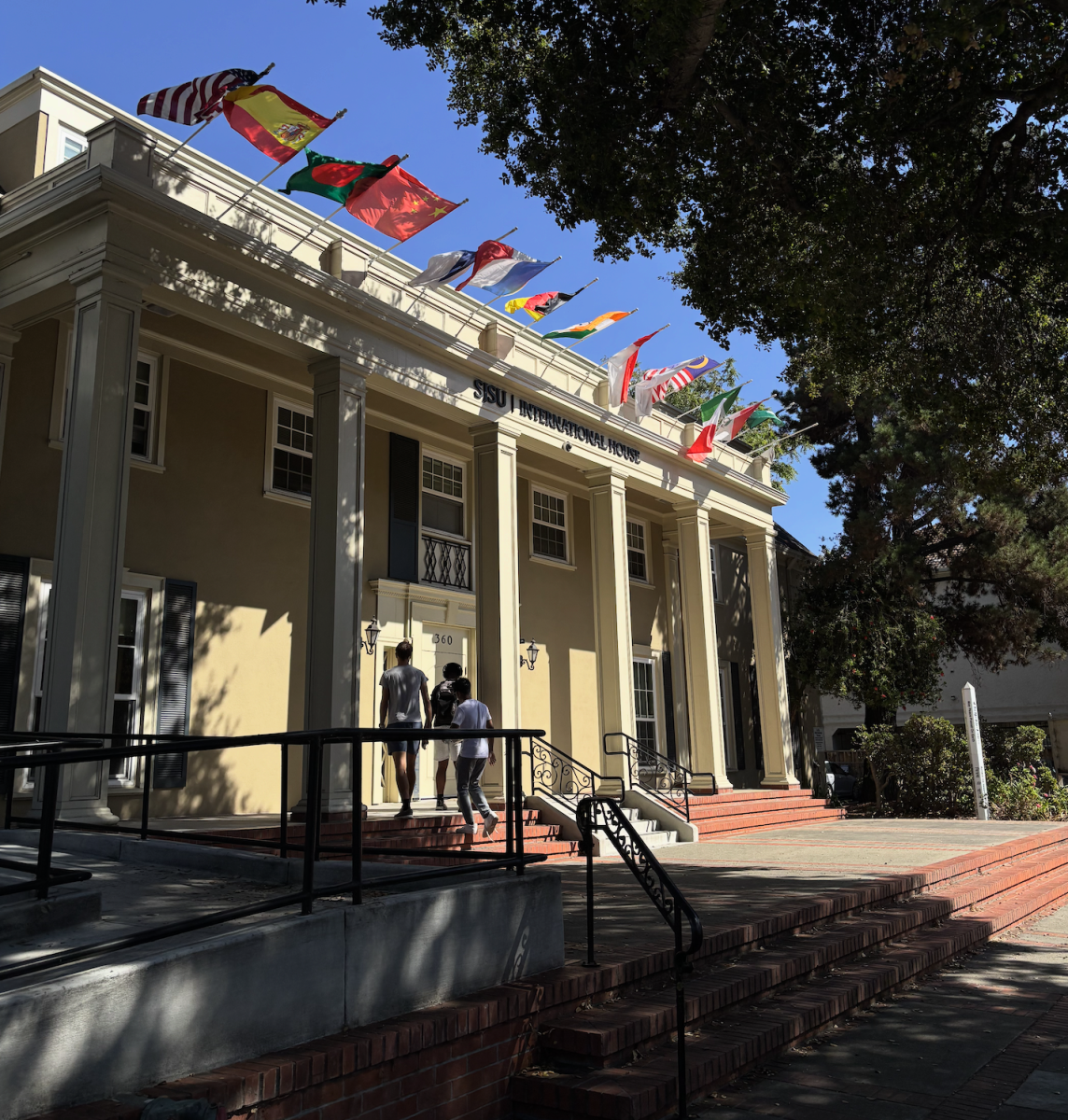 Students walk into the SJSU International House on Wednesday afternoon.