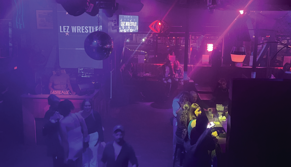 Patrons and lesbians from the Bay Area dance and gather at Beaux in San Francisco’s Castro to watch LESBEAUX and Queer Fight Night’s “LEZ WRESTLE” event on Nov. 13.