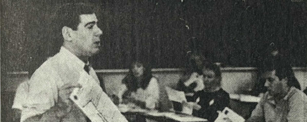 Rod Diridon speaks to students in 1995. He was the founding executive director of what is now the Mineta Transportation Institute at San José State.